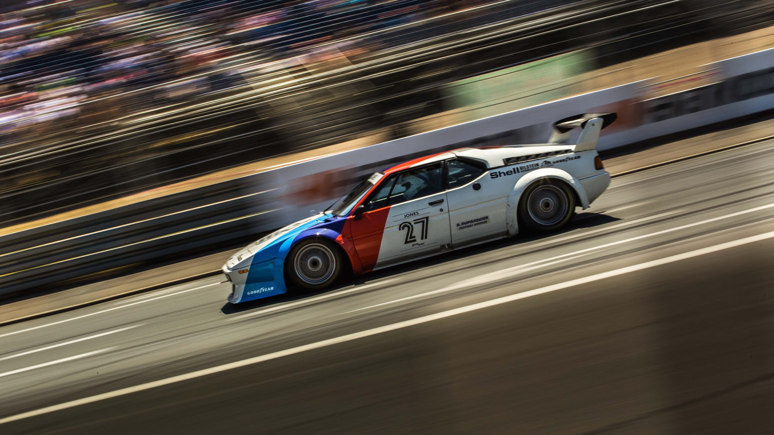 华体会app安装-青训基地尝试沉浸式战术模拟训练增强实战反应，沉浸式体能训练馆