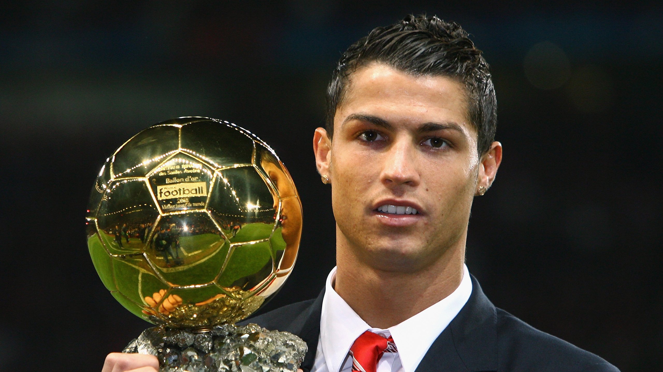 _特技自行车：极限表演彰显运动魅力_，自行车特技动作